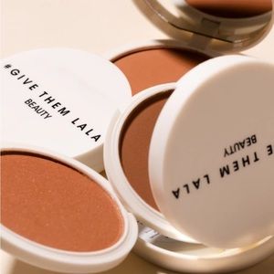 🛍NEW in Box “Give them Lala” Bronzer in Barbados.☀️FULL size!